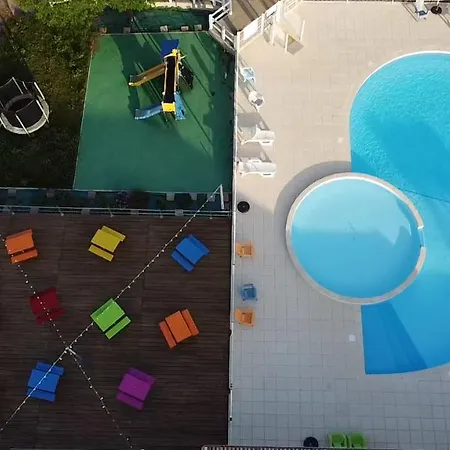 Le Village De Florine Camping Coëx