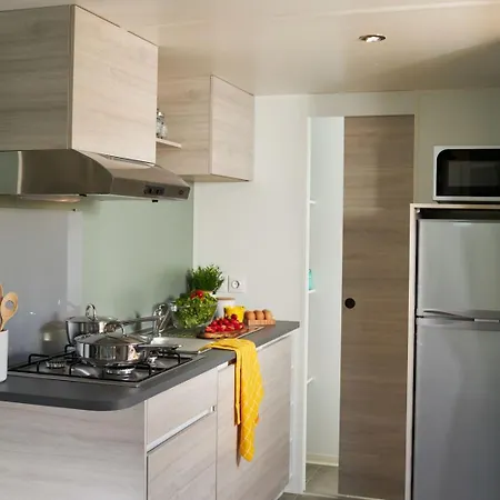 Le Village De Florine