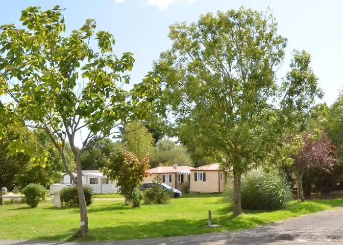 Le Village De Florine