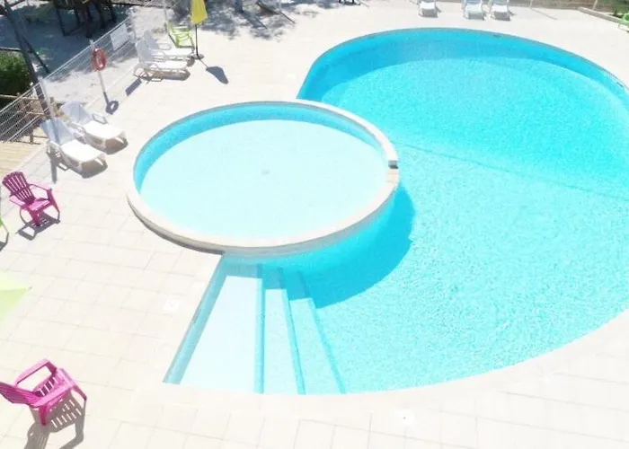 Le Village De Florine 3* Coëx