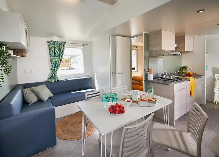 Kemp Le Village De Florine Coëx