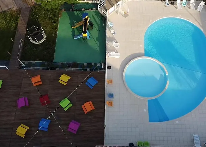 Le Village De Florine Kemp Coëx