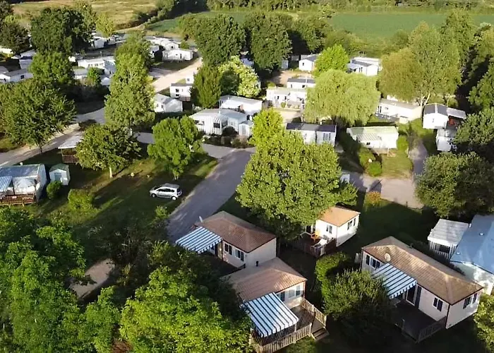 Le Village De Florine 3*